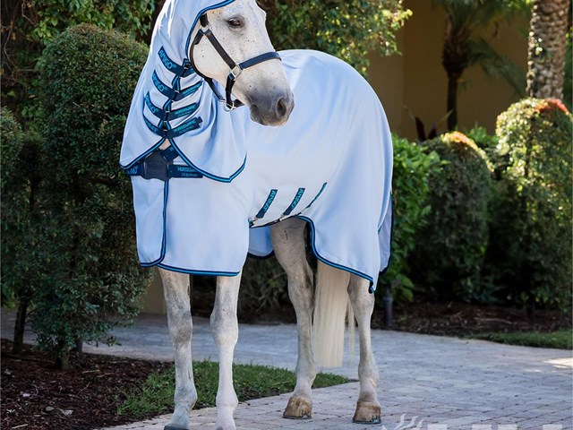 MANTA AMIGO HOODY ANTIMOSCAS CON CUBRECUELLO